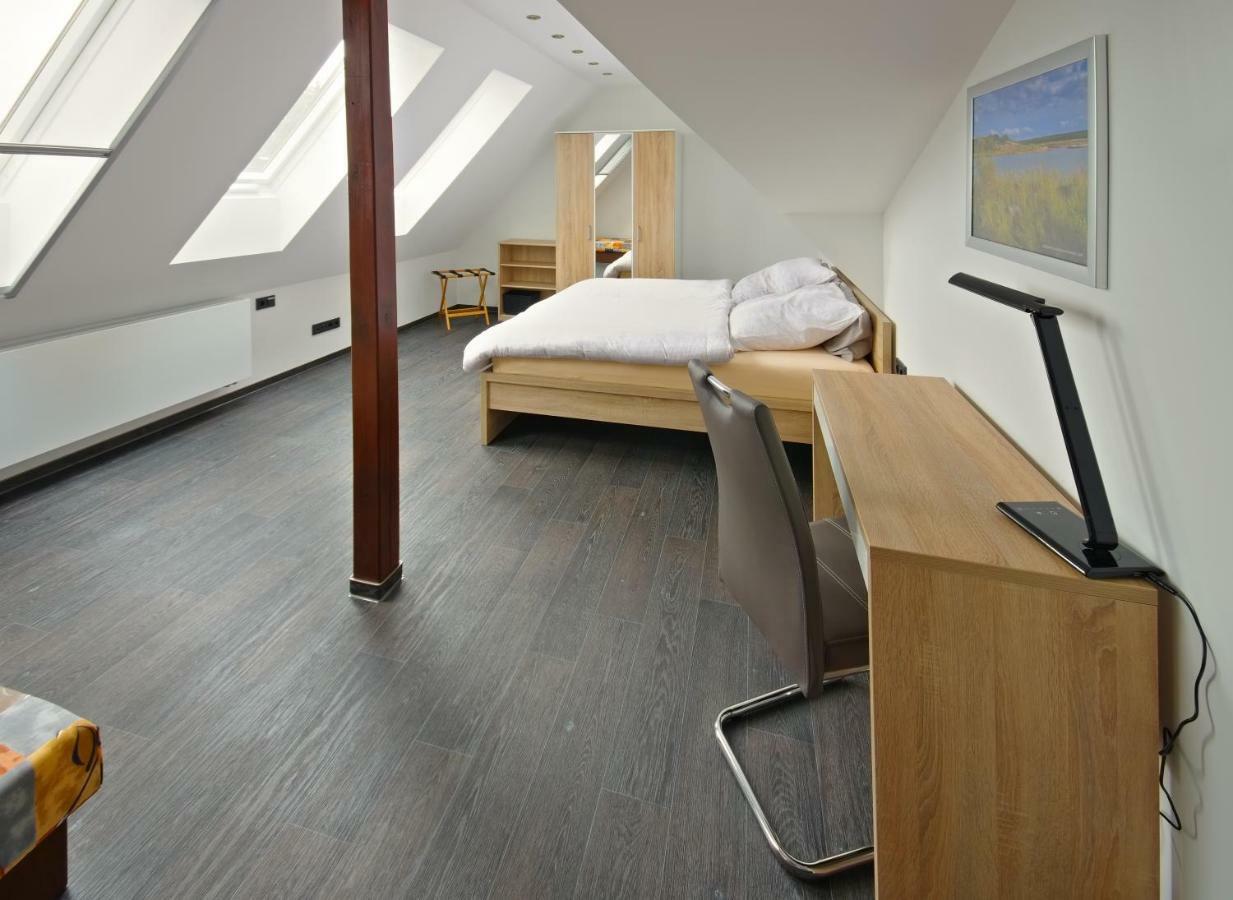 Ferienwohnung Lausitzer Seenland Tom Гросрешен Екстер'єр фото